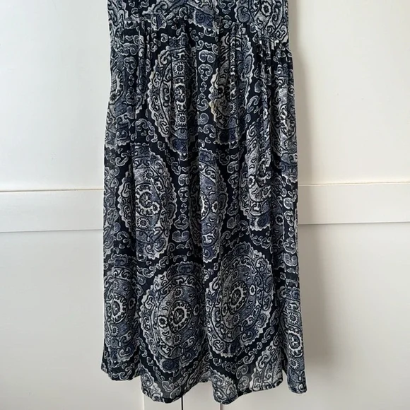 Hollister Women's Strappy Paisley Blue White Dress Small - Picture 4 of 9
